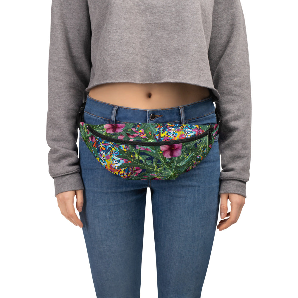 6 eyed tiger flora and fauna Fanny Pack