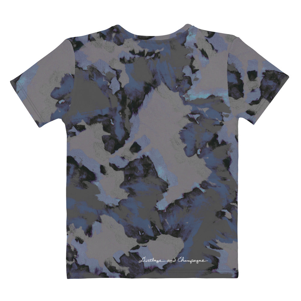 6 eyed rainbow tiger on painted grey camo Women's T-shirt