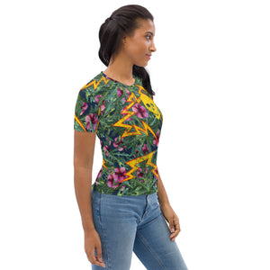 lighting flora and fauna Skull Women's T-shirt