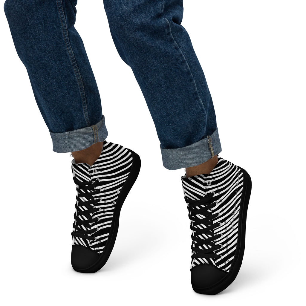 wavy black and white linesMen’s high top canvas shoes